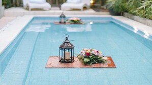 Outdoor pool - Villa Habibi (Ungasan)
