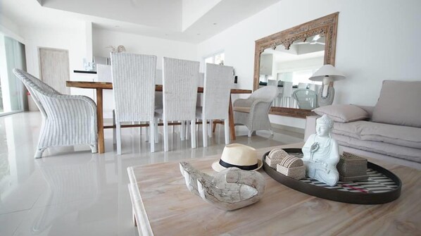 Living area - Villa Anaku (Ungasan)