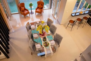Villa (4 Bedrooms) | Salle à manger