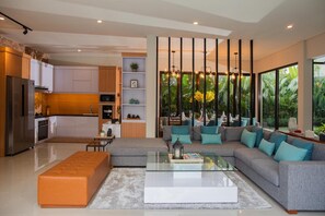 Villa (5 Bedrooms) | Living area - Layali Breeze Villa (Ungasan)