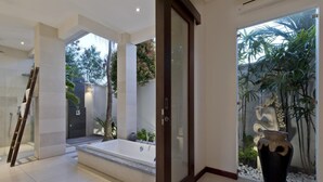 Interior - Villa Merayu (Canggu)