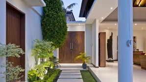 Property entrance - Villa Merayu (Canggu)