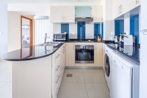 Microwave, oven, stovetop, cookware/dishes/utensils