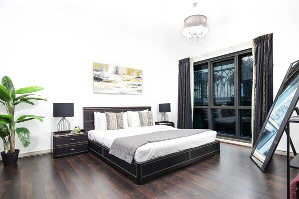 1 bedroom, laptop workspace, iron/ironing board, internet