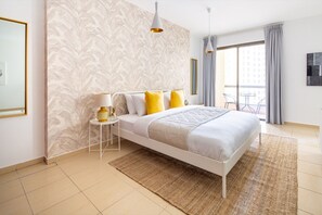Laptop workspace, iron/ironing board, WiFi, bed sheets - Simple Yet Elegant Studio Apartment in JBR (Dubai)