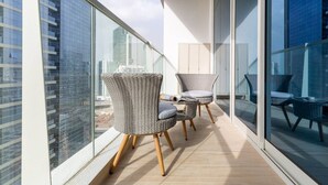 Terrace/patio - Refined Studio Apartment in Dubai Marina (Dubai)