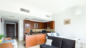 Laptop workspace, iron/ironing board, WiFi, bed sheets - Spacious Studio in new 8 Boulevard Walk! (Dubai)
