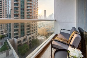 Property grounds - Modern Rustic Studio Apartment in Downtown Dubai (Dubai)