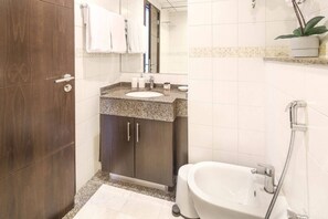 Bathtub