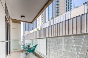 Property grounds - Chic 3BR With Study in The Heart of Downtown Dubai! (Dubai)