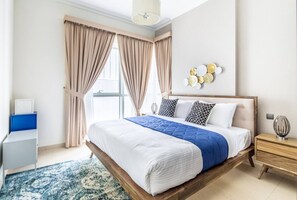 3 bedrooms, laptop workspace, iron/ironing board, WiFi