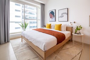 1 Schlafzimmer, laptopgeeigneter Arbeitsplatz, Bügeleisen/Bügelbrett