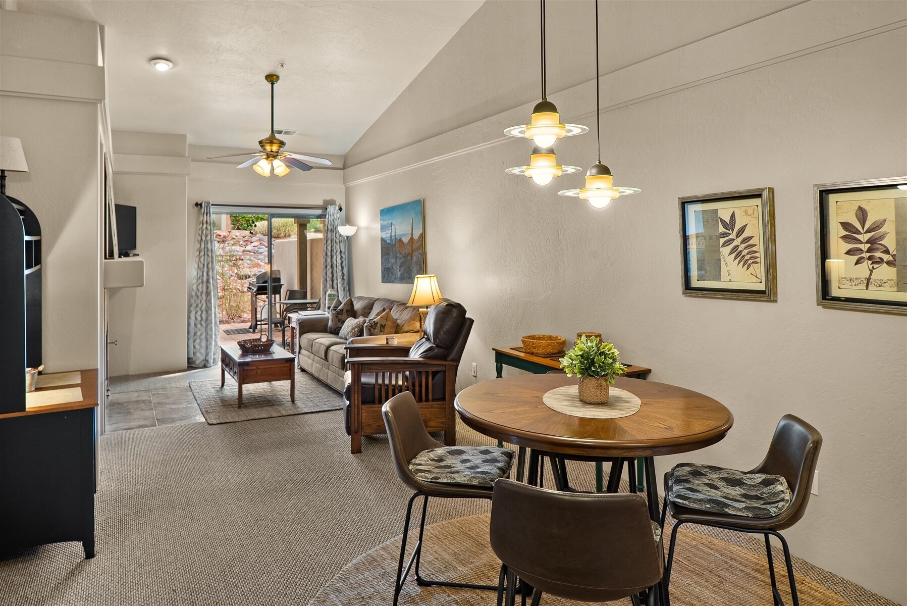 Nice sized Condo with a touch of the Southwest! Centrally located in West Sedona