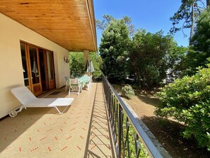Outdoor dining - Vacation home in neat retro style - everything on foot (Lège-Cap-Ferret)