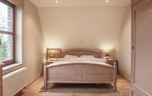 6 chambres, lit de bébé portatif, accès au Wi-Fi (inclus)