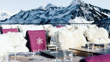 Sun deck