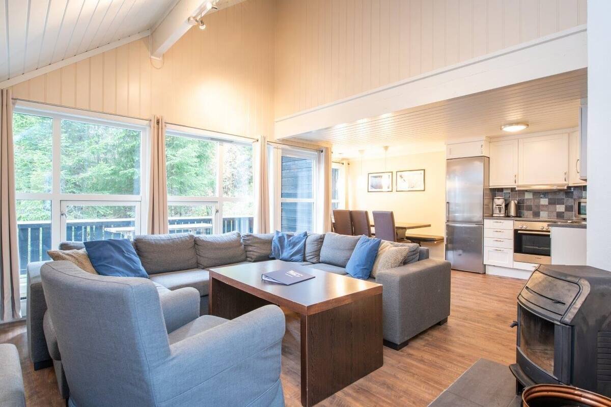 Cabaña familiar, 3 habitaciones, para no fumadores, junto a la pista de ski | Ropa de cama hipoalergénica, wifi gratis y decoración personalizada