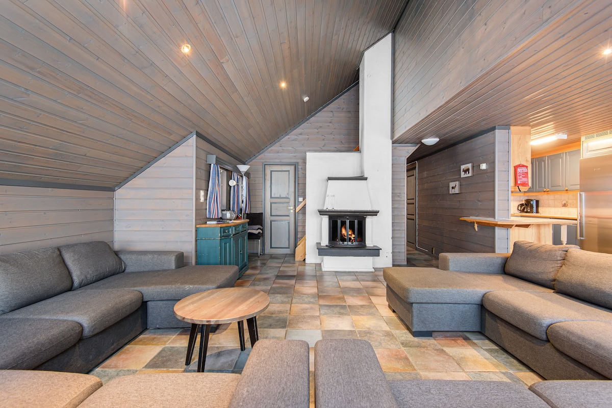 Cabaña familiar, 5 habitaciones, para no fumadores, junto a la pista de ski | Ropa de cama hipoalergénica, wifi gratis y decoración personalizada