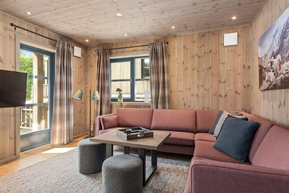 Departamento familiar, 3 habitaciones, para no fumadores, junto a la pista de ski | Ropa de cama hipoalergénica, wifi gratis y decoración personalizada