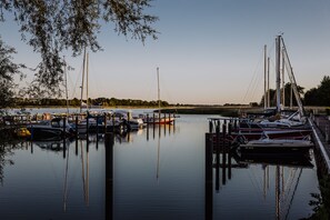 Marina - Vacation apartment directly at the marina - App. 5 (Puddemin)