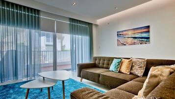 TV, Netflix, servizi in streaming, studio