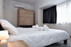 2 bedrooms, iron/ironing board, travel crib, WiFi