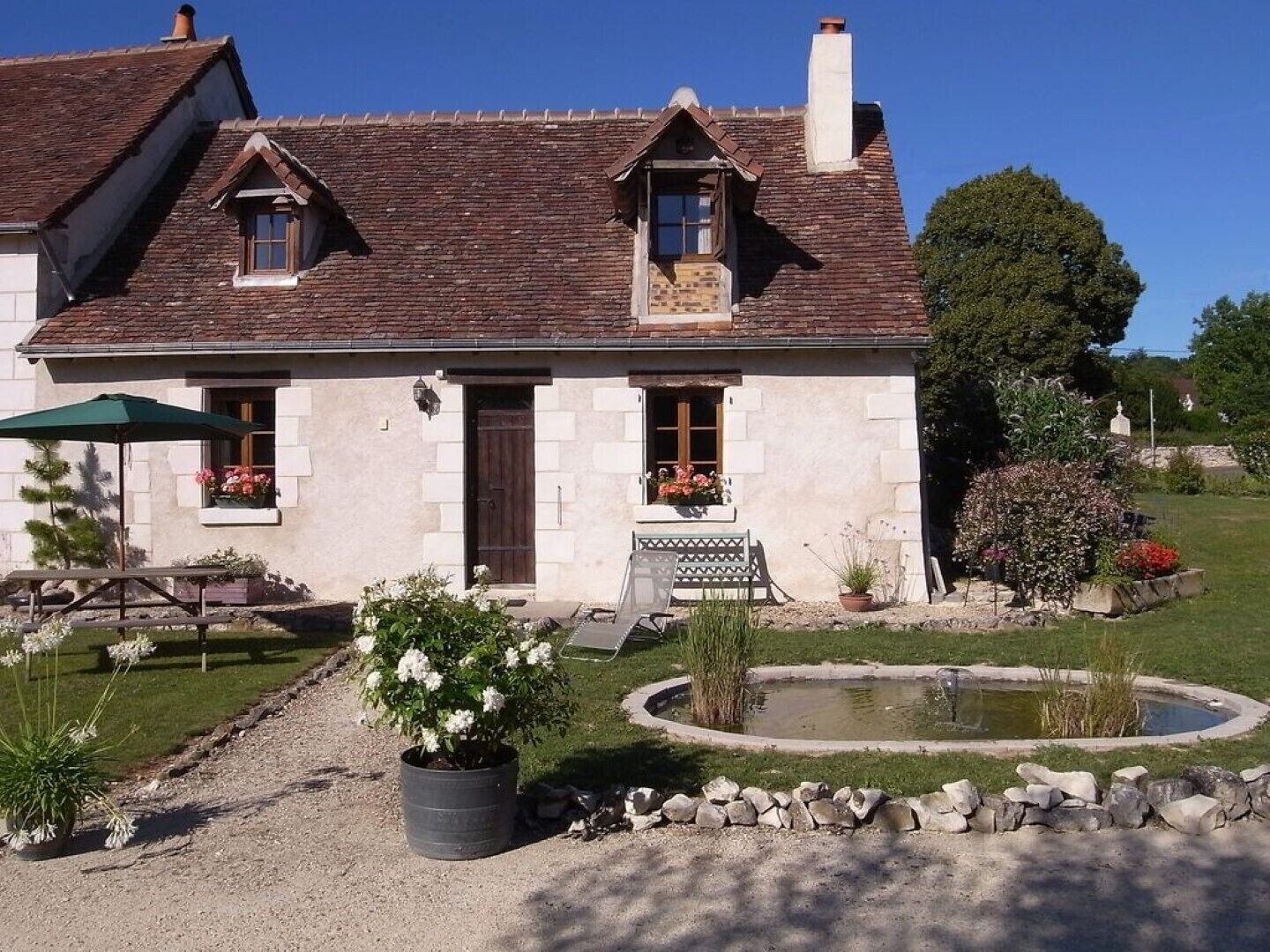 The Farmhouse La Vieille Ferme - The Old Farm