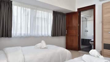 2 bedrooms, iron/ironing board, travel crib, WiFi