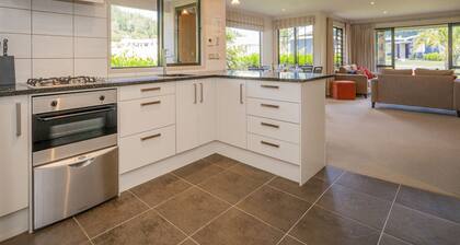 Villa 51 - Pauanui Holiday Home