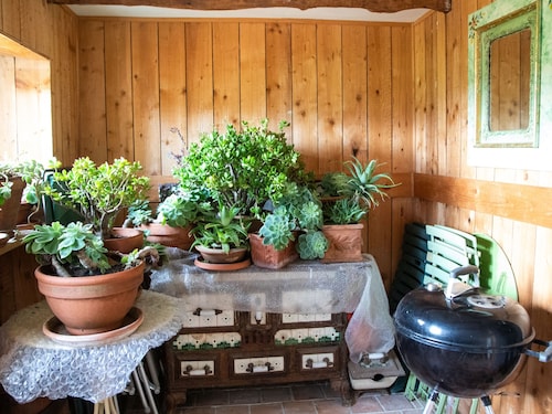 Gîte paisible pour 6 pers. près du zoo de la Flèche, avec jardin, barbecue et WiFi