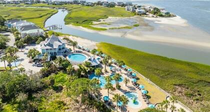 Oceanfront Fripp Villa – Walk to Beach, Pools, Dining – Amenity Cards