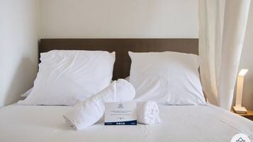 Bügeleisen/Bügelbrett, WLAN, Bettwäsche