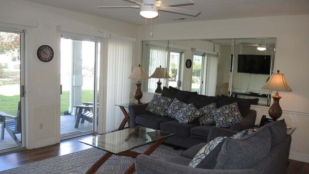 Unclassified image, 1 of 41, button - 1202m 1 Bedroom Condo by RedAwning (Calabash)
