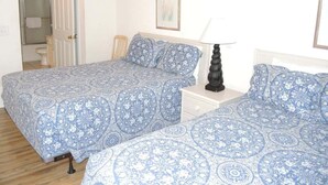Unclassified image, 4 of 41, button - 1202m 1 Bedroom Condo by RedAwning (Calabash)