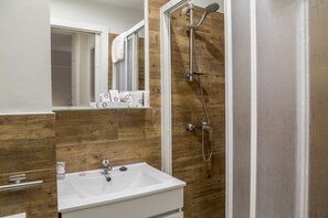 Shower, hair dryer, towels - Malagueta - Miradore II (Málaga)