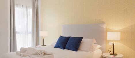 Bügeleisen/Bügelbrett, kostenloses WLAN, Bettwäsche