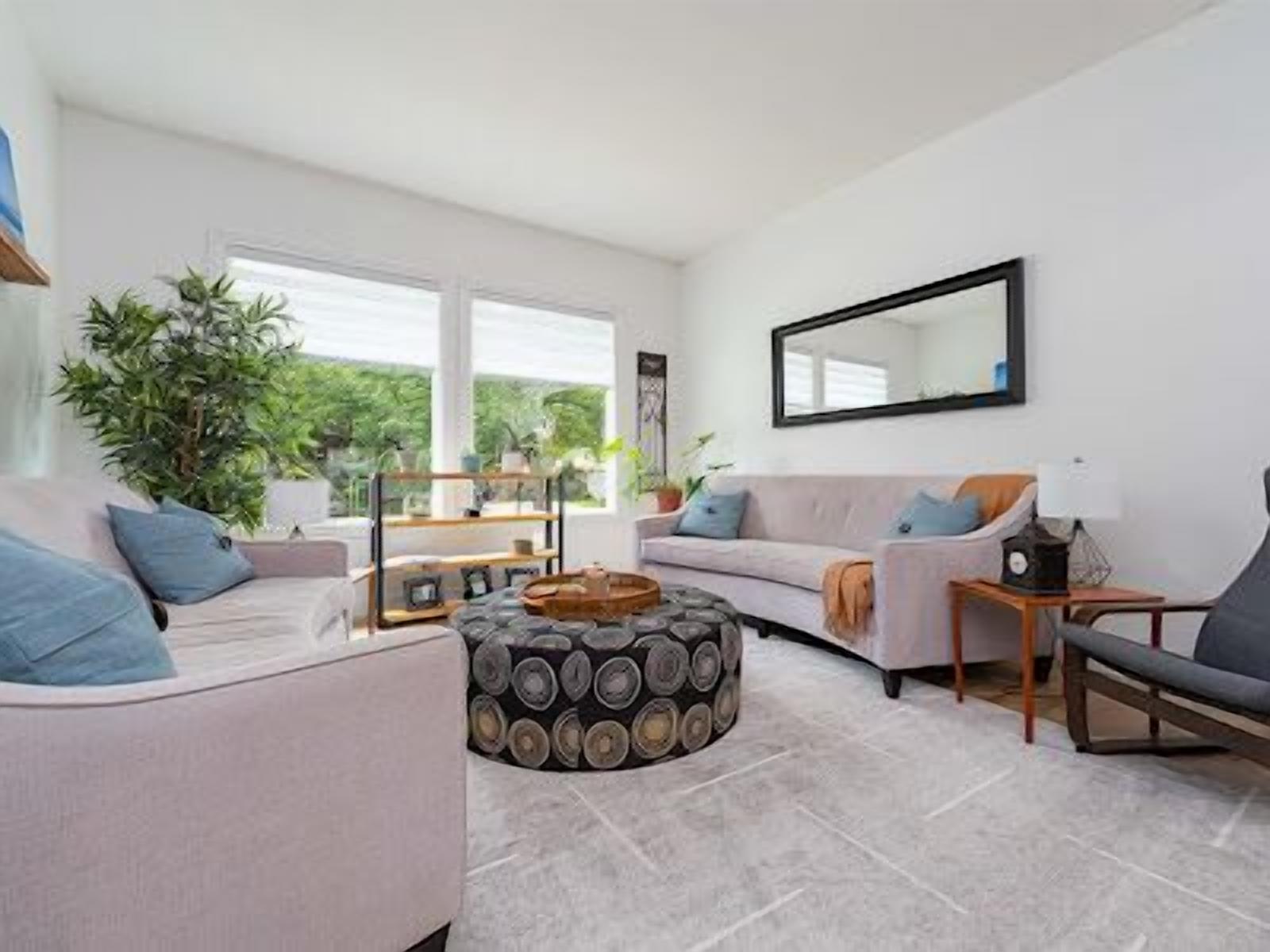 St.Albert luxury Family Home🪴4 bedrooms*3 bathrooms*Close to Enjoy Centre*