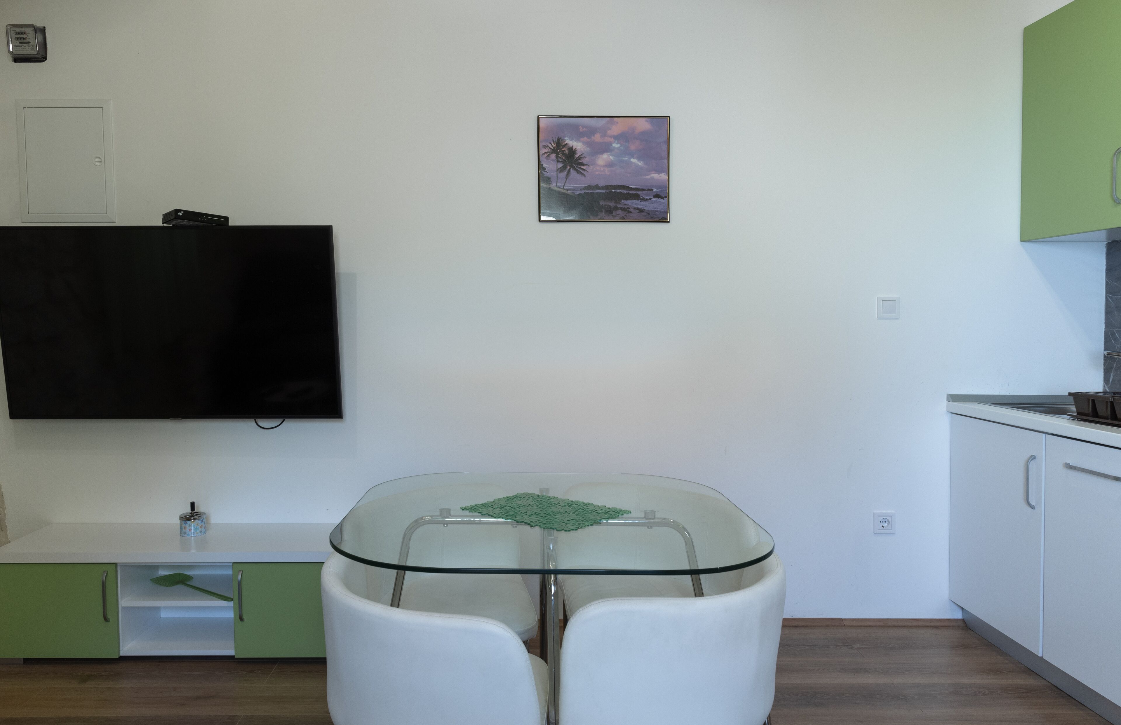 Stone house Dario with Finnish sauna and an outdoor hot tub