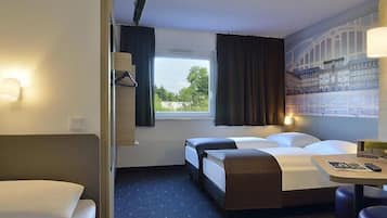Free WiFi, bed sheets