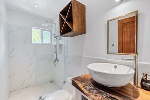 Hair dryer, towels