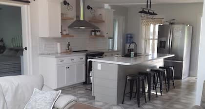 Friends And Family Farmhouse
