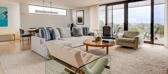 Modern Beauty Architectural Dreamhouse with Ocean Views and Walking to the beach