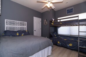 4 bedrooms, iron/ironing board, free WiFi, bed sheets