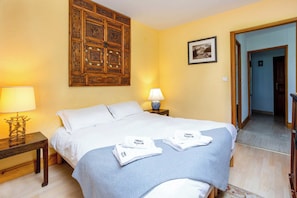 Master bedroom - can be twin or double