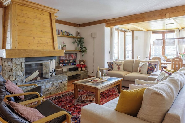 Living area with fireplace