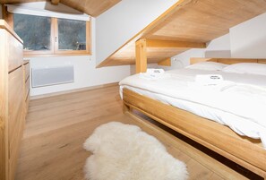 3 makuuhuonetta, silitysrauta/-lauta, ilmainen Wi-Fi