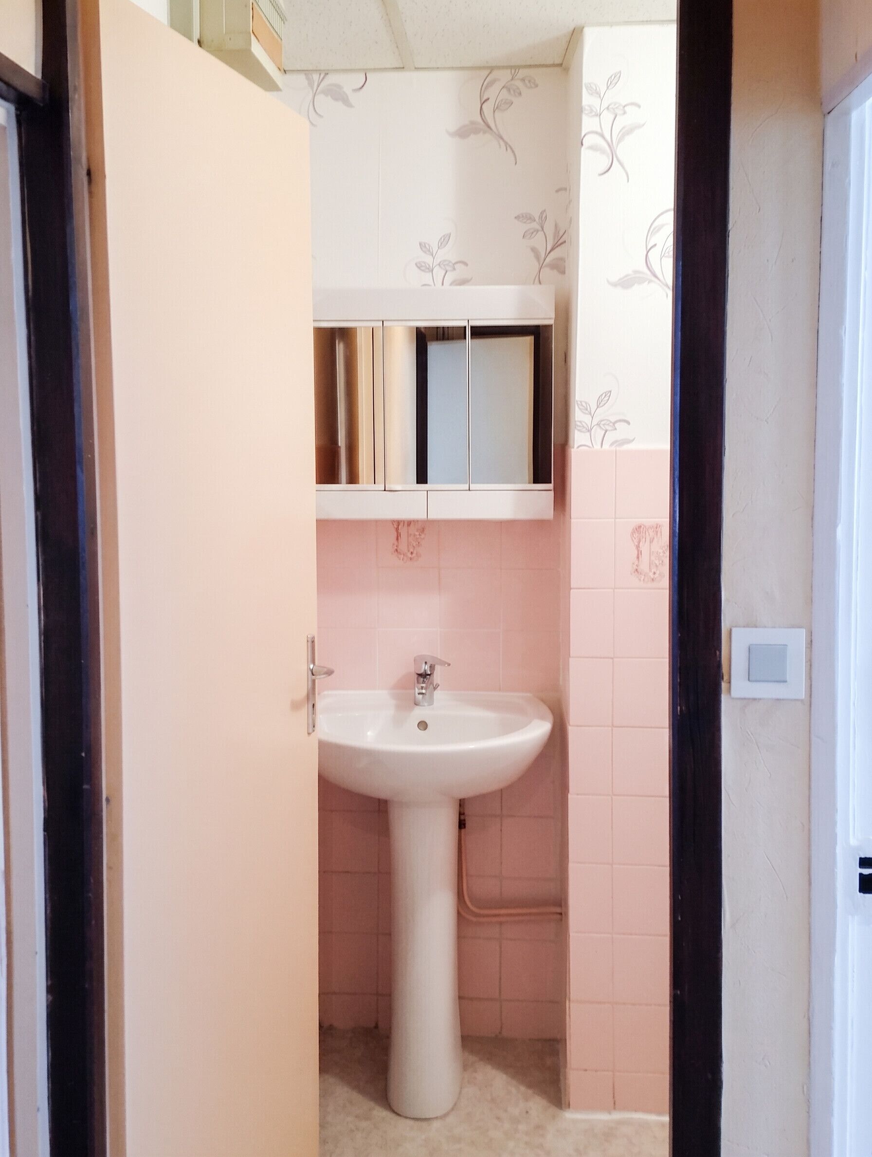 Een douche, handdoeken