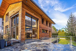 Centrally located Chalet Couttet - Luxe Chalet Couttet - skiing - Chamonix All Year (Chamonix)