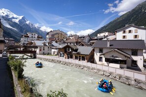 Exterior - Mont Blanc 212 Apartment -  an apartment that sleeps 2/4 guests  in 1 bedroom (Chamonix)