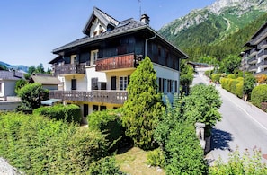Apartment set in a great location - La Saleina Apartment, Skiing, Chamonix All Year (Chamonix)